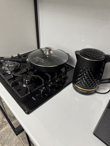 Посуточная аренда квартир: 1 комната, Душевая кабина, Постельное белье, Кондиционер — 6