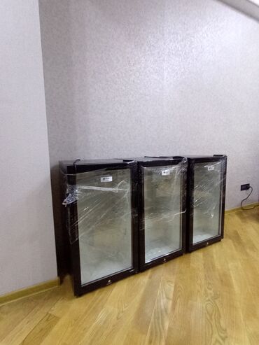 Soyuducu vitrinləri: Mini soyuducu 285 AZN kofe tullantıları üçün zibil qabı 20 AZN Rimer 8 — 3