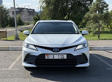 бу зеркало: Toyota Camry: 2022 г., 2.5 л, Автомат, Гибрид, Седан — 2