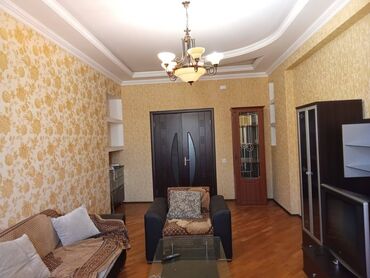 Uzunmüddətli kirayə mənzillər: Xətai Metrosunun yaniAğ Şəhərə yaxın Ağa centr ilə üz üzə binada — 5