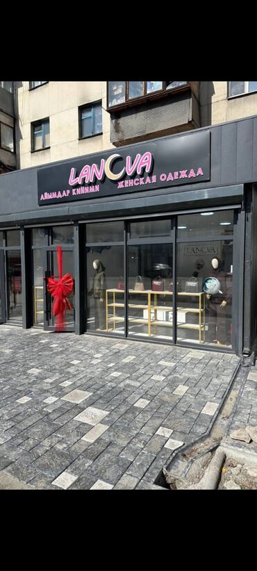 продаю дом азия мол: Продаю Магазин В жилом доме, 89 м², Свежий ремонт, Отдельный вход, 1 этаж