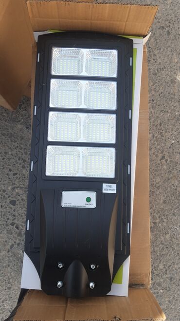 Günəş lampaları: Günəş enerjili LED küçə/ həyət lampası Xüsusiyyətlər: - İnteqrə — 7