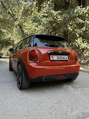 byd e3: Mini Cooper: 2019 г., 1.5 л, Автомат, Бензин, Купе — 3