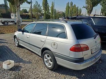 Toyota: Toyota Avensis: 2002 г., 2 л, Механика, Универсал — 2
