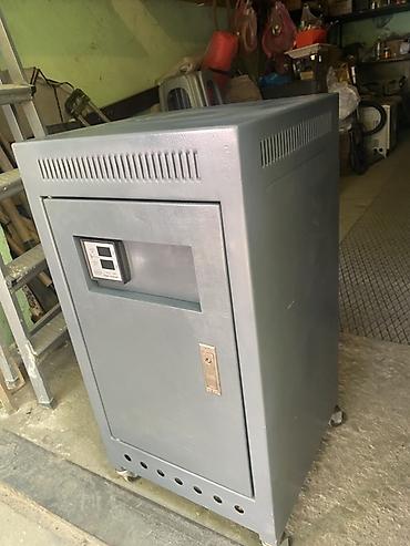 ucuz vitrin: Metal korpuslu sənaye tipli elektrik təbzimləyicisi (stablizator) — 2