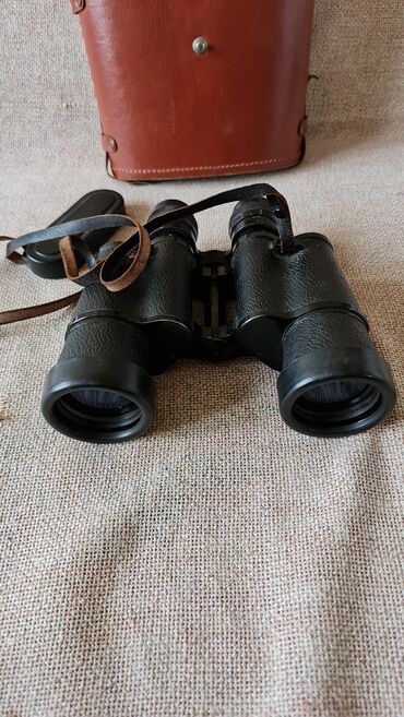 Dvogledi i teleskopi: Dalekozori Crest 16x50 (3.5°) sa kožnim futrolama - Model: Crest — 16