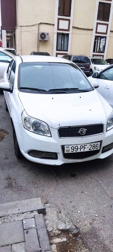 rent a car baku 24 saat: Ravon R3 arendaya verilir. 
Günü 23 azn ayda 2 gün istirahət