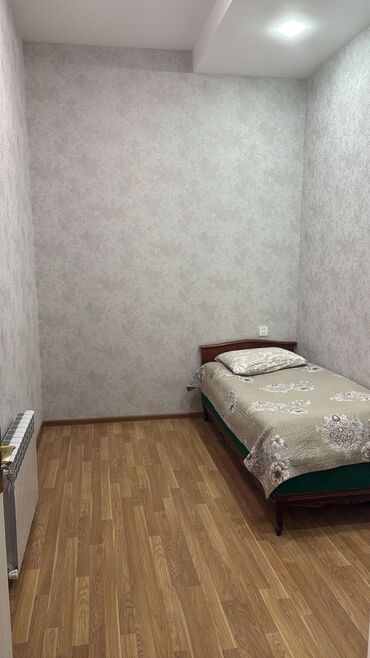 Uzunmüddətli kirayə mənzillər: 400AZN/ay Yeni tikili 3otaqlı Sahe 60 m² Mertebe 2 / 2 Təmirli — 3