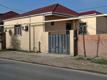 qaraçuxur qəsəbəsi: 3 otaqlı, 120 kv. m, Yeni təmirli