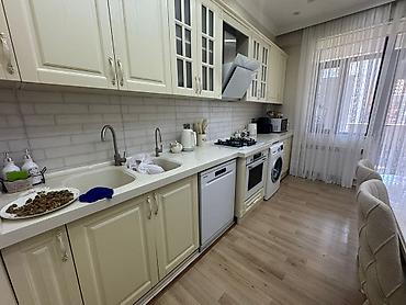 Mənzillər: 4 otaqlı, Yeni tikili, 146 kv. m — 6