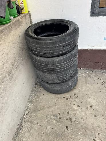 Комплект из 4 автомобильных шин 215/55 R17 98W. - Тип: летние шины