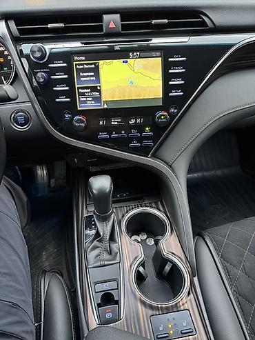 Toyota: Toyota Camry: 2018 г., 2.5 л, Автомат, Бензин, Седан — 10