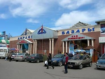 Коммерческая недвижимость: Продаю или меняю на авто торговый контейнер на рынке Кербен 6 тонн — 1