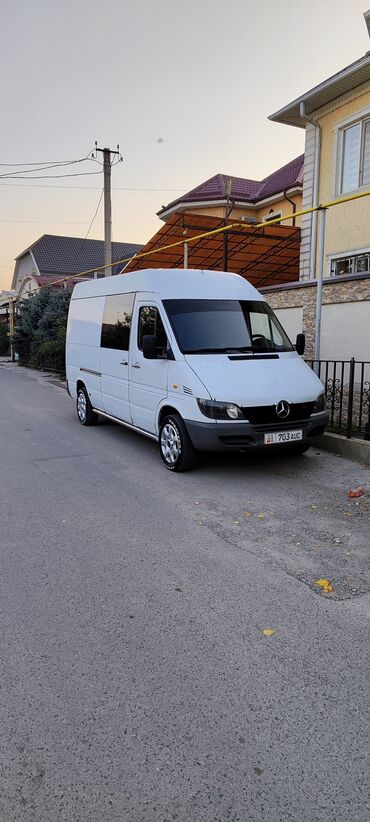 радиатор спринтер тди: Жеңил жүк ташуучу унаа, Mercedes-Benz