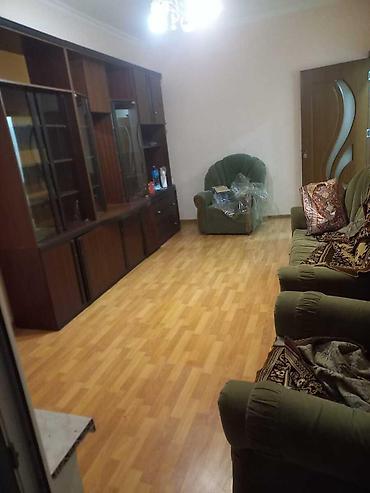 badamdar: İcarəyə verilir 3 otaqlı köhnə tikili 65 m², Əhmədli m. 650 AZN/ay 3 — 1