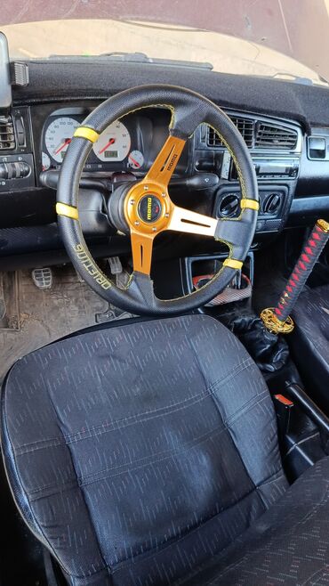 Volkswagen: Volkswagen Golf: 1992 г., 1.8 л, Механика, Бензин, Купе — 8