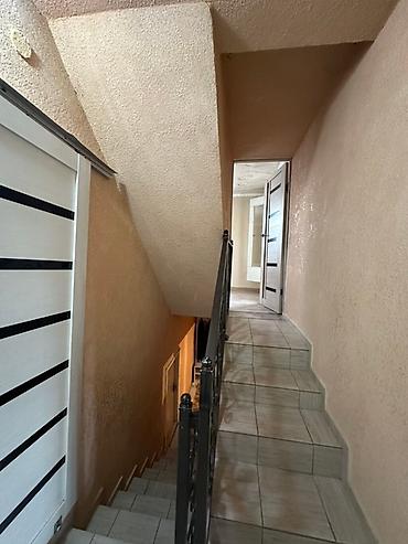 Продажа квартир: 5 и более комнат, 1 м², Косметический ремонт at lalafo.kg — 14 Продажа квартир: 5 и более комнат, 1 м², Косметический ремонт — 14