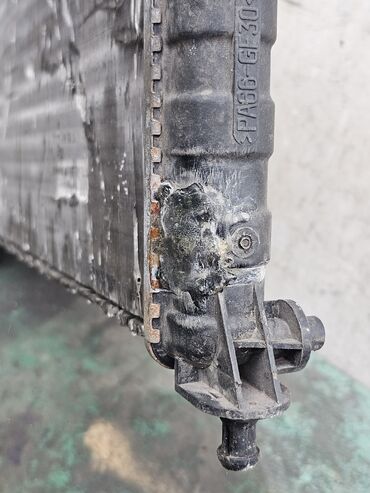 Радиаторы: Радиатор охлаждения двигателя Fiat Punto \ Lancia Y, 1996г.в. Оригинал — 10