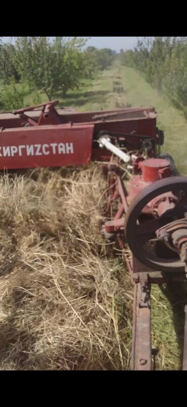 Traktorlar: Ikside yaxşı vezyetdedi — 4