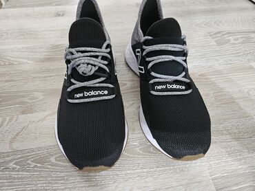 new balance бишкек цена: Эркектердин кроссовкасы, 40.5, New Balance, Жаңы, Өзү алып кетүү