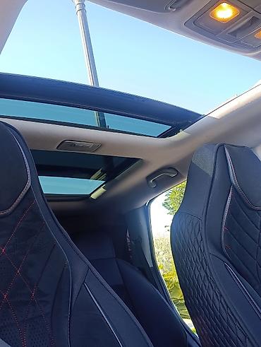 mersedes amg: 7 yerlik SUV üçün salon və komfort paketi - İki bölməli panoramik — 1