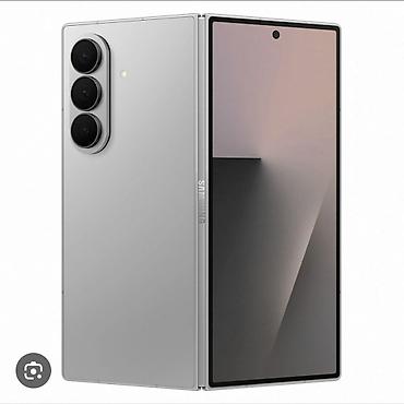 клей для камеры: Samsung Galaxy Z Fold 7, Б/у, 256 ГБ, цвет - Серебристый, 1 SIM, eSIM — 1