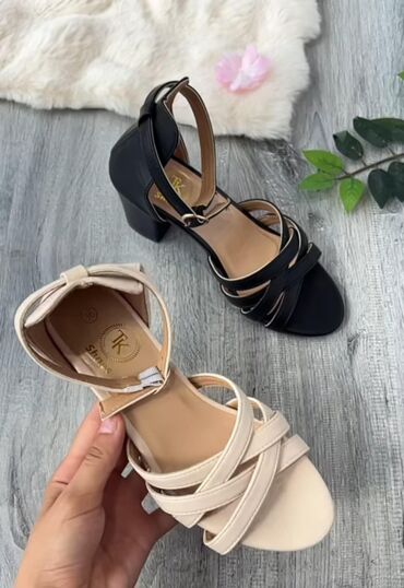 steve madden sandale: Sandals