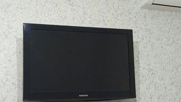 Televizorlar: İşlənmiş Televizor Samsung 82" Ünvandan götürmə