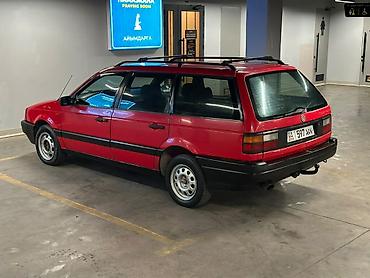 на руках только тех паспорт: Volkswagen Passat: 1990 г., 1.8 л, Механика, Бензин, Универсал — 8