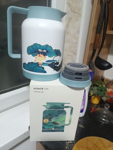 или меняю с доплатой мне: Термос железный пользовались неделю . обмен на 3 л. масло