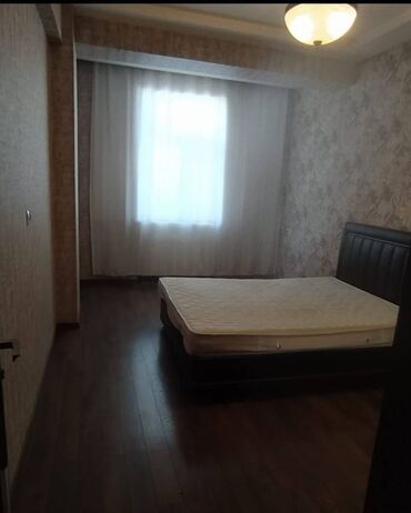 Uzunmüddətli kirayə mənzillər: Köroğlu metrosuna yaxın 13 mertebeli binanın 5-ci mərtəbəsində — 8