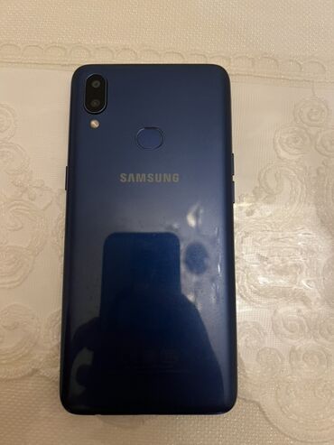 Apple iPhone: Samsung Galaxy A10s, 32 ГБ, цвет - Синий, Отпечаток пальца