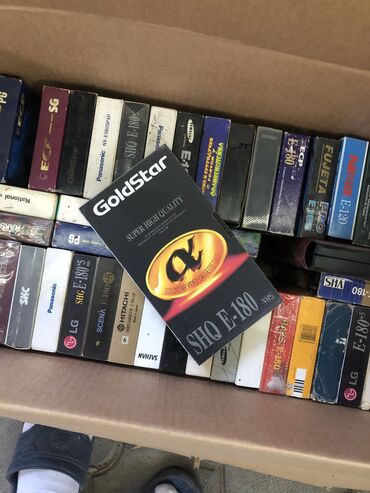 приставка mag 250 купить бишкек: Видеокассеты . Целая коробка . 47 штук