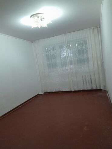 квартира 9000: 1 комната, 32 м², 2 этаж, Косметический ремонт