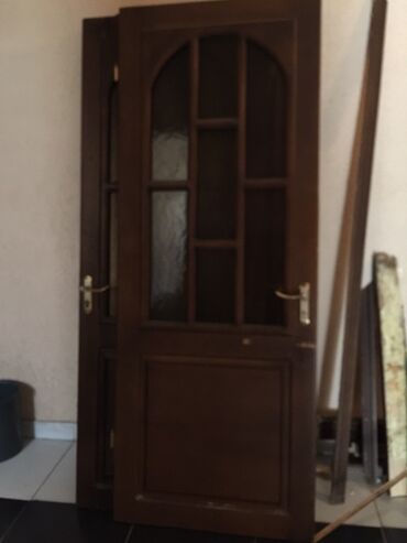 Qonaq otağı üçün İşlənmiş Otaq qapısı 90x210 sm Naliçnik ilə, Ünvandan götürmə