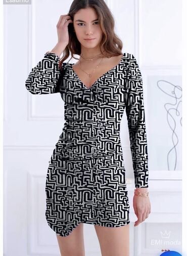 Haljine: 1900
smlxl na lalafo.rs — 3 Haljine: 1900
smlxl — 3