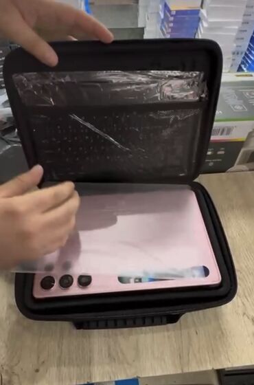 Digər planşetlər: Umiio S25 Ultra Sim kart desteyi var (Dual Sim) Əməliyyat sistemi - — 5