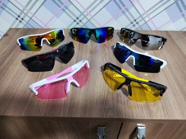 шапочку и очки для плавания: Спортивные Вело очки разных цветов