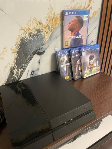 стикеры на телефон: Playstation 4 в хорошем состоянии,без прошивки.С 4 играми и 2