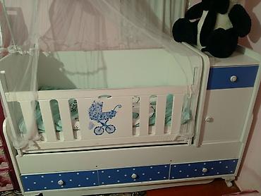 komod üçün döşəkcə: Uşaq beşiyi və komodlu-besik kombi dəsti - Rəng: ağ-göy, polka — 3
