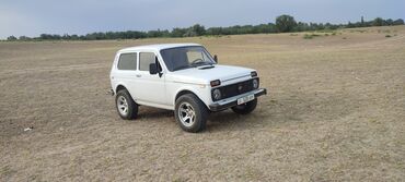 дом меняю: ВАЗ (ЛАДА) 4x4 Niva: 1997 г., 1.7 л, Механика, Бензин, Жол тандабас