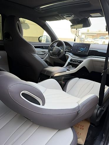 BYD: BYD Song Plus: 2025 г., Гибрид, Кроссовер — 11