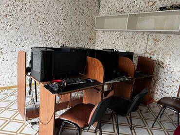 Masaüstü kompüterlər və iş stansiyaları: Salam Core i5 3.2ghz Ram 16gb Ssd 480gb Vga rx 8 4 gb 256 bit Monitor