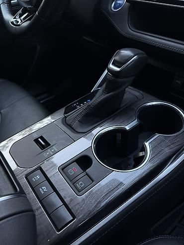 Toyota: Toyota Highlander: 2020 г., 2.5 л, Автомат, Гибрид, Кроссовер — 8