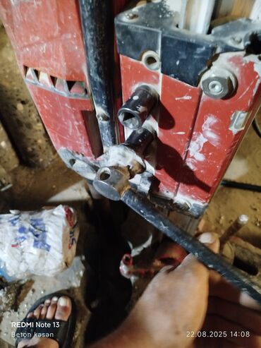 Beton işləri: Beton kəsmə beton deşmə xidməti Karot - HILTI DD 200 / 350 ilə 25 ° — 25