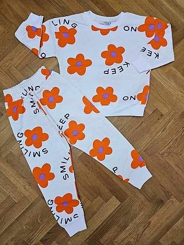 Kostimi za maskenbal: Prelepe trenerke za devojčice NOVO Do 10 idu Pitati za dostupne — 3