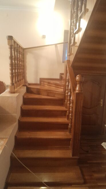 Продажа домов: Дом, 300 м², 8 комнат, Собственник — 3