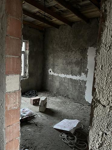 Недвижимость: Satılır: Tikintisi davam edən fərdi yaşayış evi - Layihə: 1 mərtəbə + — 5