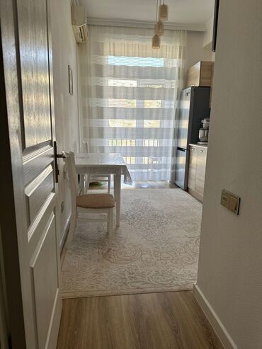 Uzunmüddətli kirayə mənzillər: Mida Yasamalda 9-mertebeli binanın 3-ci mertebesinde 2-otağlı eşyalı — 12