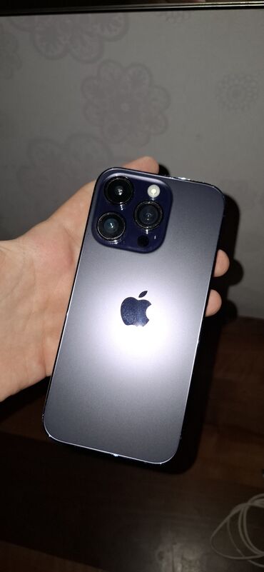 ekrani: IPhone 14 Pro, 128 GB, Deep Purple, Face ID, Simsiz şarj, Sənədlərlə